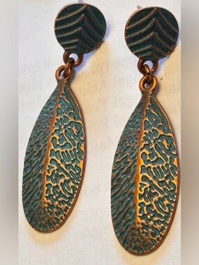 VTG Southwestern Verdigris Copper Teardrop Dangle Earrings - Boho Leaf Design